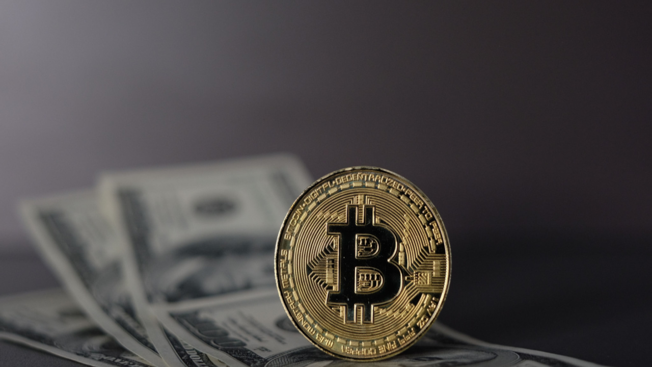 Bitcoin, Ethereum Technical Analysis: BTC Hovers Below $24,000 on Friday, as Crypto Markets Consolidate